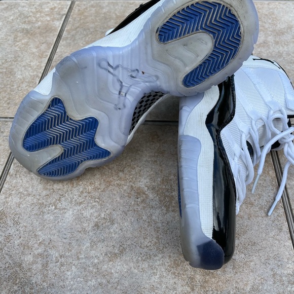AIR JORDAN 11 RETRO \'CONCORD\' 2018 main image 7